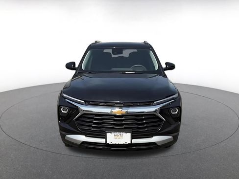 Used 2025 Chevrolet TrailBlazer LT image 4