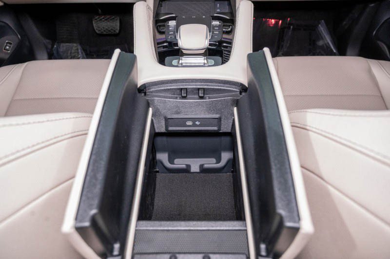 Certified 2026 Mercedes-Benz GLS 450 4MATIC image 29