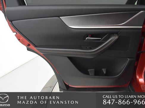 Certified 2024 MAZDA CX-90 Plug-In Hybrid w/ Premium Pkg image 31