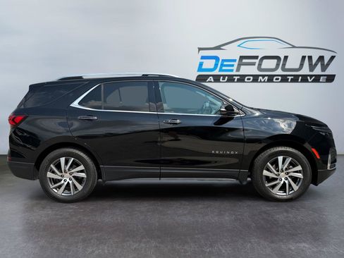 Used 2024 Chevrolet Equinox Premier AWD/4WD image 2