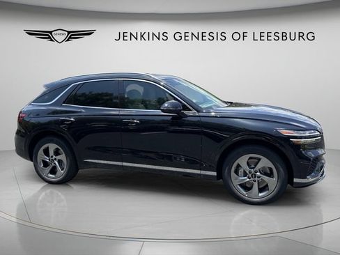 New 2026 Genesis GV70 2.5T Advanced w/ G1 Accessory Package AWD/4WD image 2
