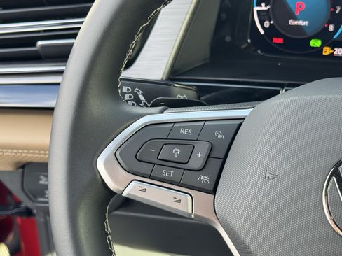 Used 2024 Volkswagen Atlas Cross Sport SE FWD image 21