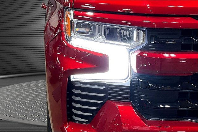Certified 2024 Chevrolet Silverado 1500 RST w/ Z71 Off-Road Package AWD/4WD image 31