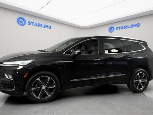 Certified 2022 Buick Enclave Essence w/ Experience Buick Package FWD image 3