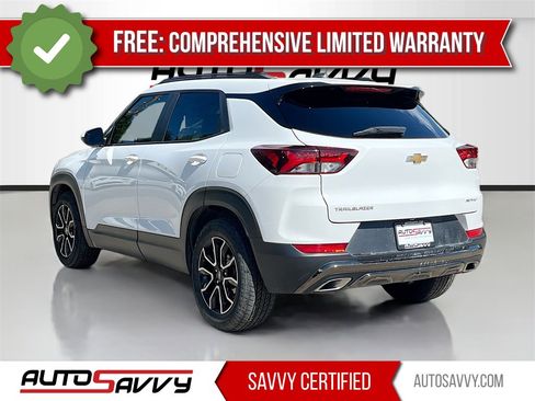 Used 2023 Chevrolet TrailBlazer ACTIV w/ Sun and Liftgate Package image 5