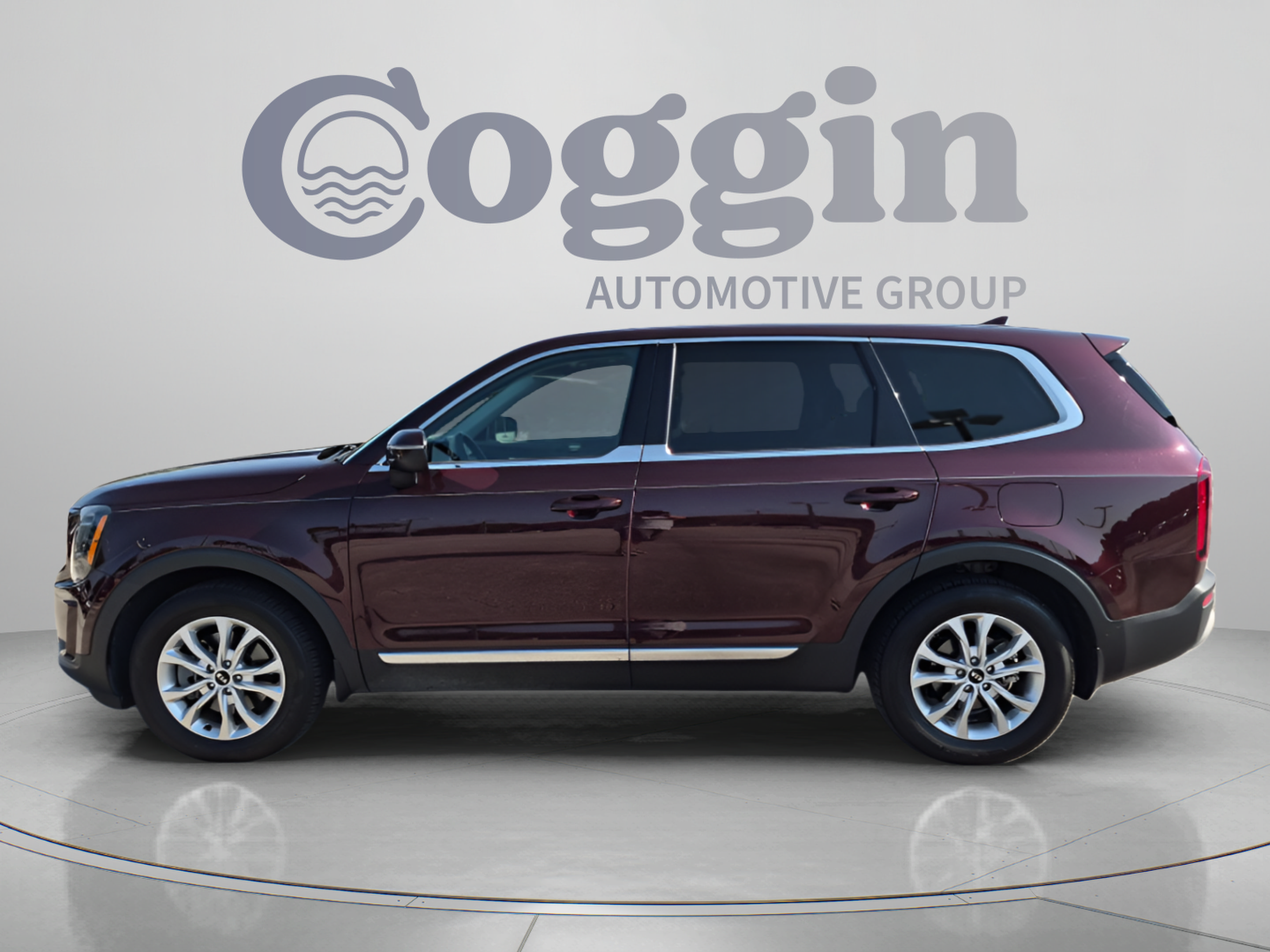 Used 2020 Kia Telluride LX FWD image 3