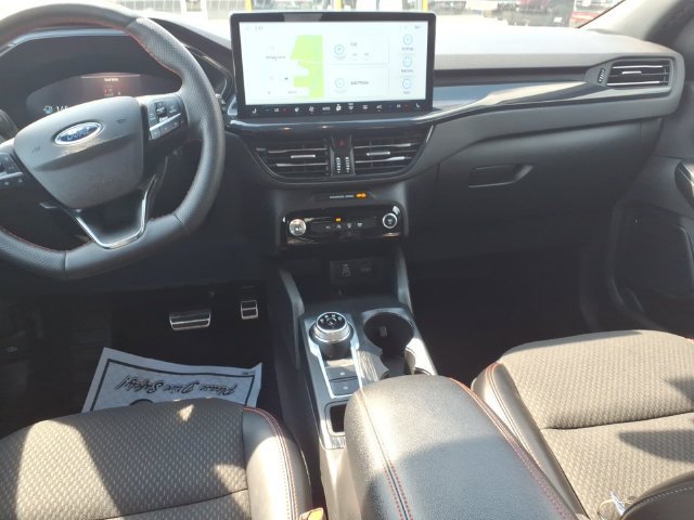 Certified 2024 Ford Escape ST-Line Select w/ Tech Pack #2 AWD/4WD image 9