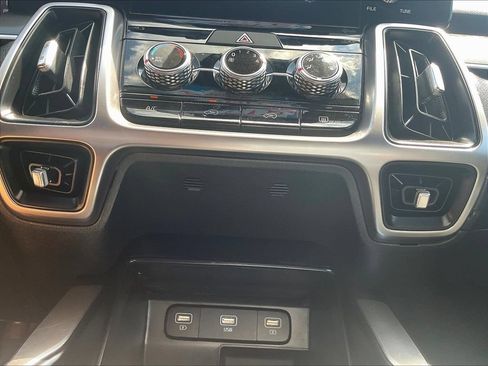 Used 2022 Kia Sorento LX FWD image 15