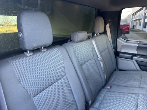 Used 2015 Ford F150 XLT image 22