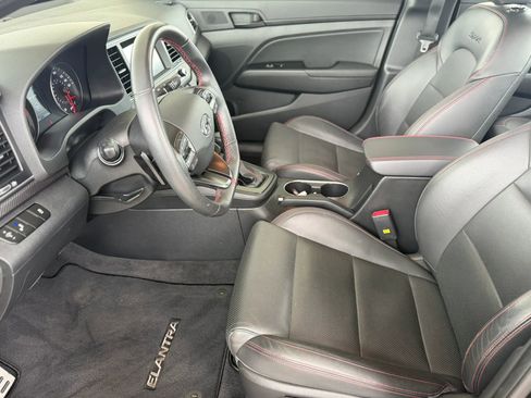 Used 2018 Hyundai Elantra Sport image 9