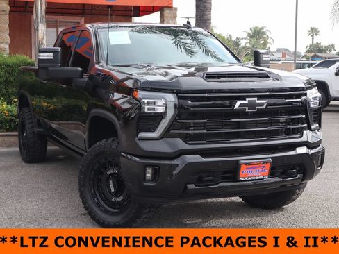 Used 2024 Chevrolet Silverado 2500 LTZ w/ LTZ Plus Package AWD/4WD image 2
