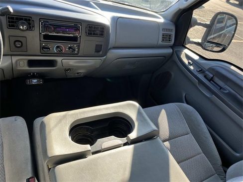 Used 2004 Ford F350 XLT image 14