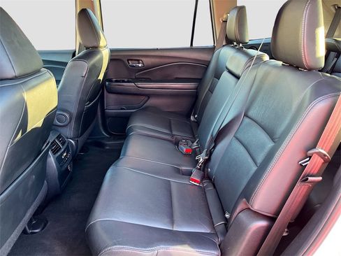 Used 2021 Honda Pilot Special Edition image 24