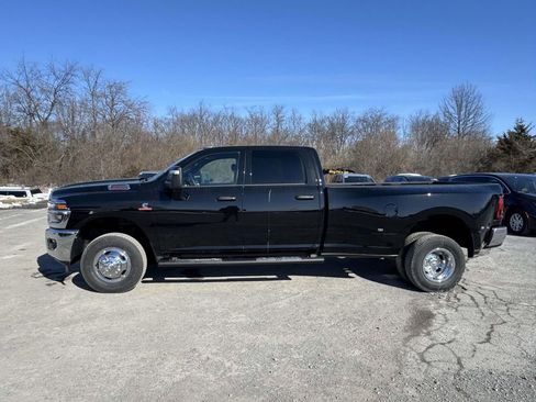New 2026 RAM 3500 Tradesman image 4