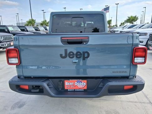New 2026 Jeep Gladiator Sport image 6