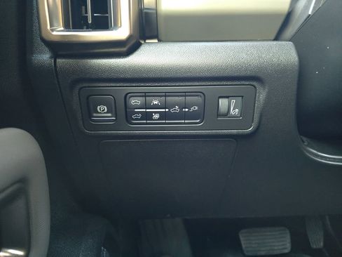 Used 2025 GMC Hummer EV 2X AWD/4WD image 27