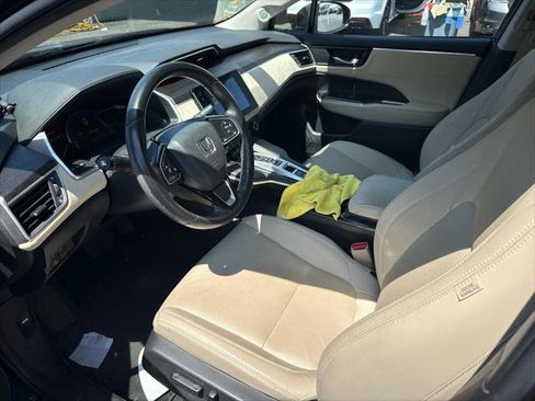 Used 2020 Honda Clarity Touring image 5