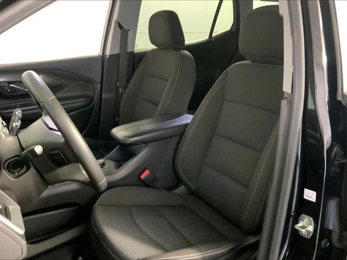 Used 2024 GMC Terrain SLE FWD image 22