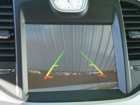 Used 2013 Chrysler 300 AWD w/ Driver Convenience Group image 29