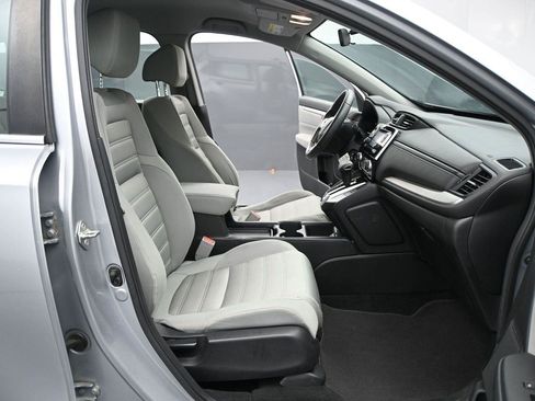 Used 2019 Honda CR-V LX image 16