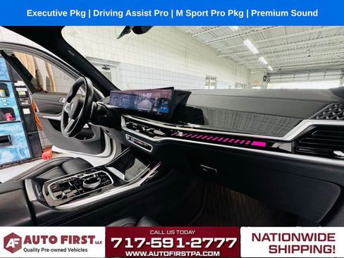 Used 2023 BMW X7 M60i w/ Executive Package image 33