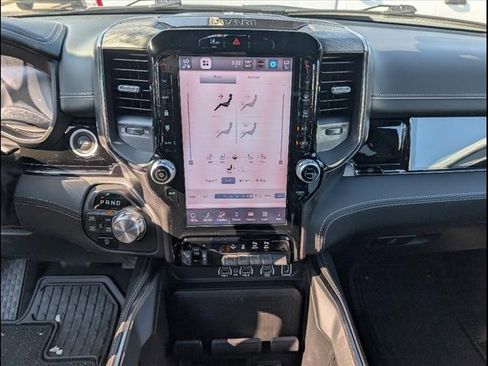 Used 2025 RAM 1500 Limited image 10