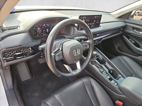 Used 2024 Honda Accord Touring image 10