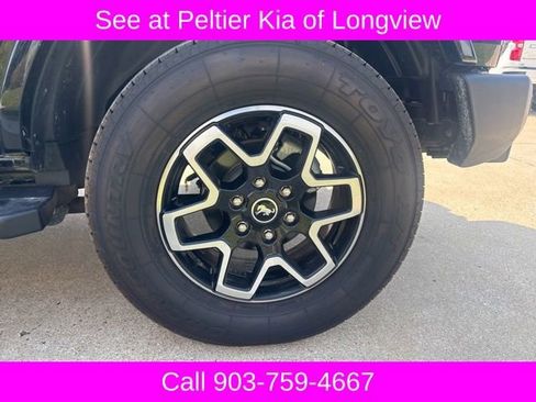 Used 2023 Ford Bronco Outer Banks AWD/4WD image 5