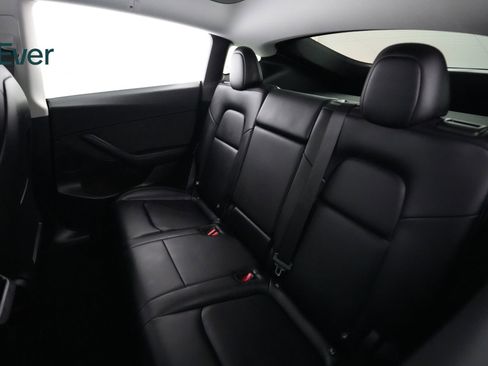 Used 2025 Tesla Model Y Performance AWD/4WD image 24