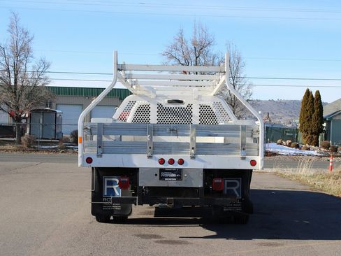 Used 2016 Ford F550 4x4 Crew Cab Super Duty image 5