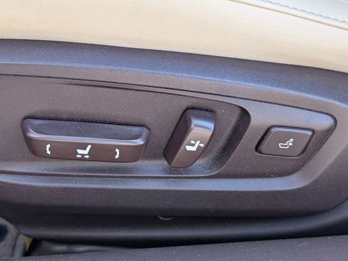 Used 2016 Lexus ES 350 w/ Navigation System Package FWD image 22