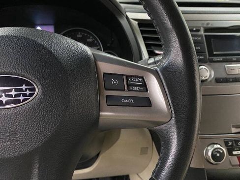Used 2013 Subaru Outback 2.5i Premium w/ All-Weather Pkg AWD/4WD image 23