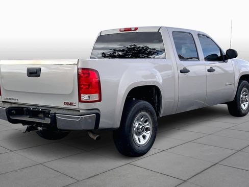 Used 2007 GMC Sierra 1500 W/T w/ Work Truck Preferred Package image 12
