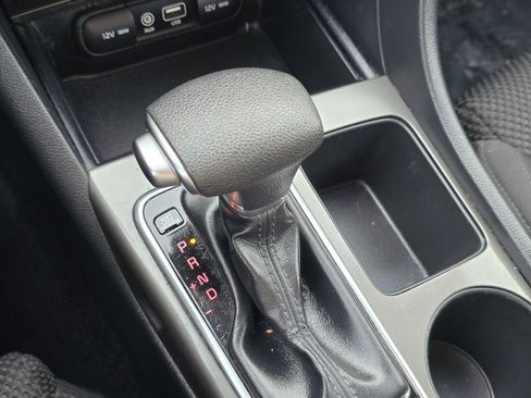 Used 2020 Kia Optima LX image 28