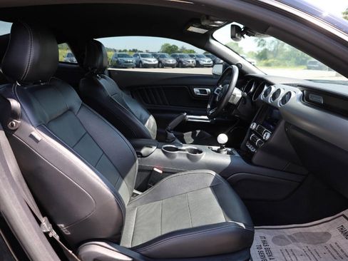 Used 2022 Ford Mustang GT Premium w/ Black Accent Package RWD image 15