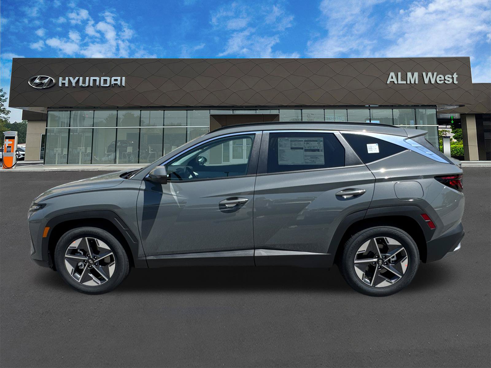 New 2026 Hyundai Tucson SEL Plus FWD image 9