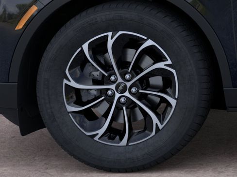 New 2026 Lincoln Nautilus Premier AWD/4WD image 43