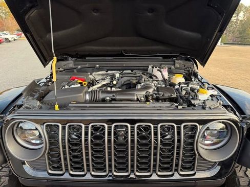 New 2026 Jeep Wrangler Unlimited Rubicon image 31