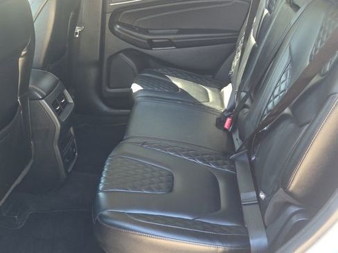 Certified 2024 Ford Edge Titanium image 14