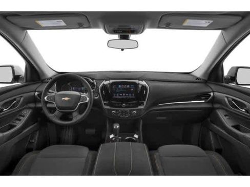 Used 2018 Chevrolet Traverse LT FWD image 11
