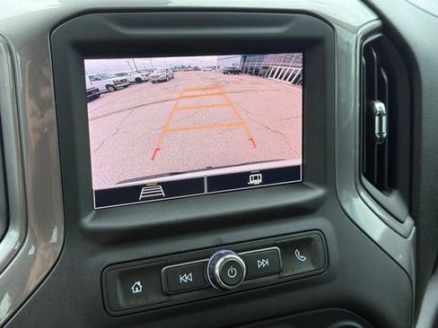 Used 2024 Chevrolet Silverado 1500 W/T w/ Z71 Off-Road Package image 17