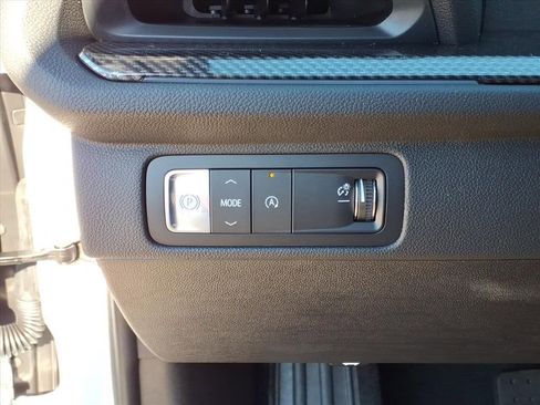 New 2026 Chevrolet Traverse High Country image 21