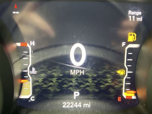 Used 2024 Jeep Wrangler Sahara image 15