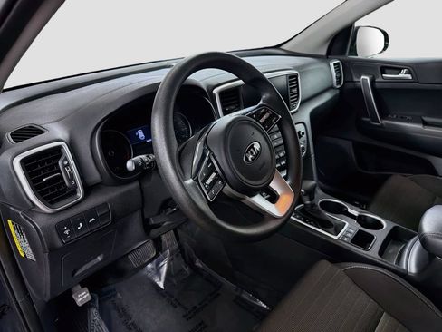 Used 2022 Kia Sportage LX w/ LX AWD Value Edition Package image 11