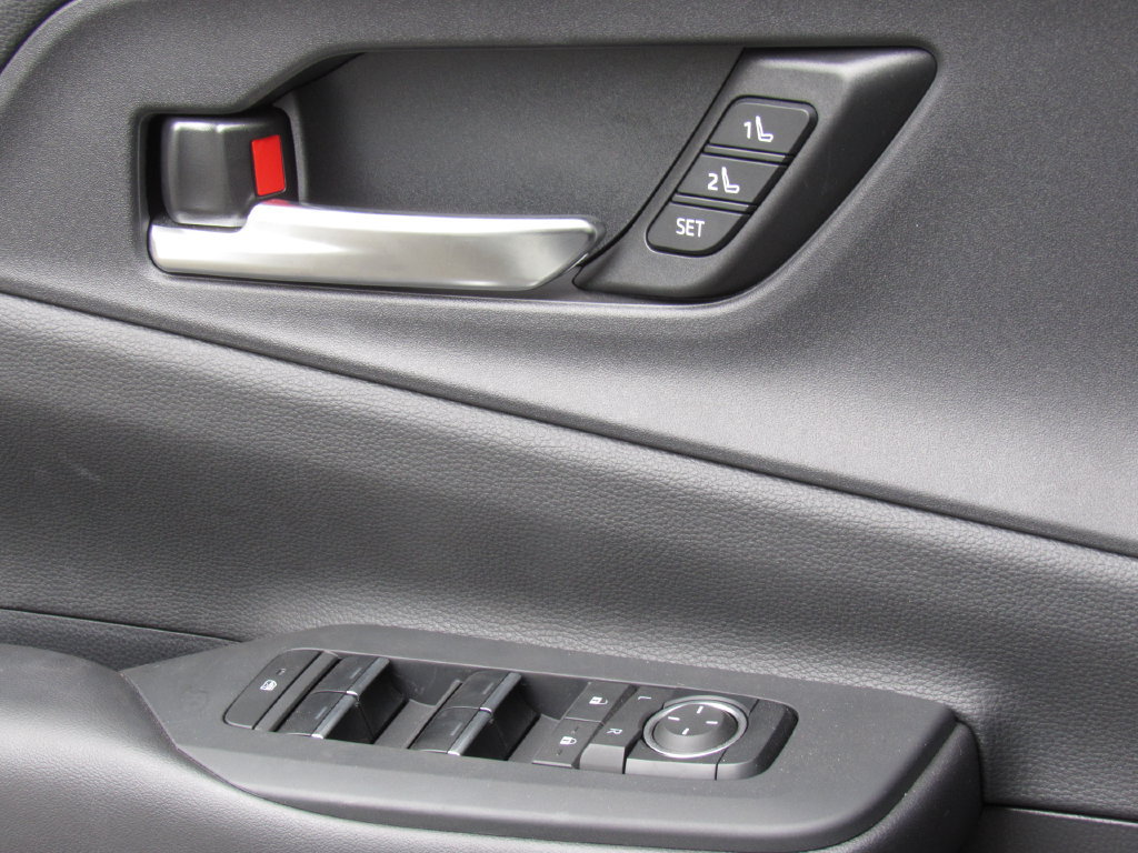 Certified 2026 Toyota Prius Plug-In Hybrid FWD image 35