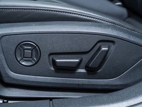 Used 2025 Audi A3 2.0T Premium w/ Convenience Package image 23