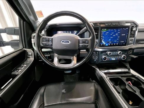 Used 2023 Ford F250 Lariat w/ Lariat Ultimate Package AWD/4WD image 14