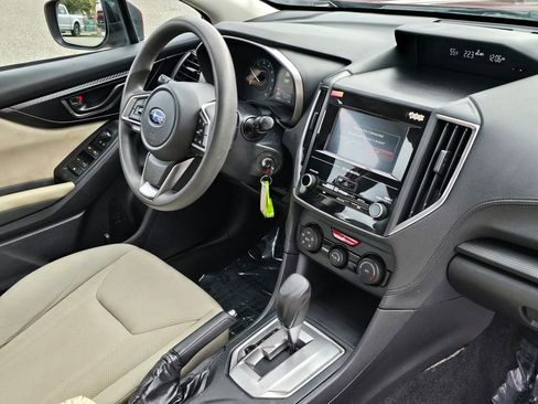 Used 2018 Subaru Impreza 2.0i Premium image 8