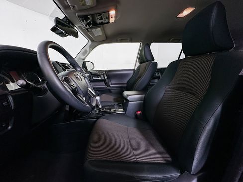 Used 2024 Toyota 4Runner TRD Off-Road image 13