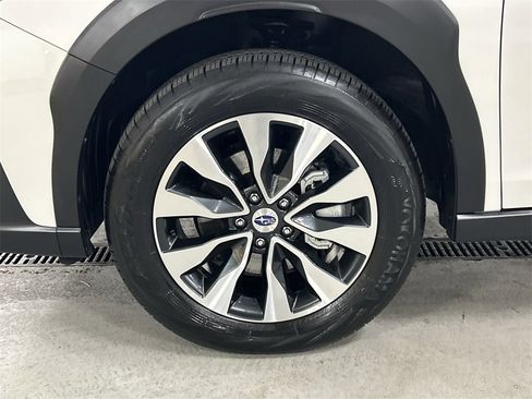 Certified 2025 Subaru Outback Touring XT w/ Tech Package 3 image 10